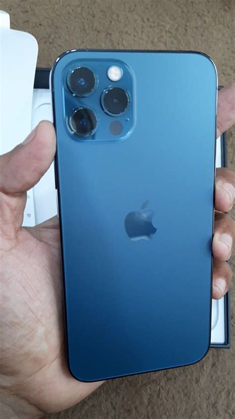 iPhone 12 Pro Blue Color 的图像结果