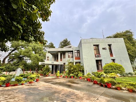 Welcome to Central Institute of Medicinal and Aromatic Plants (CSIR ...