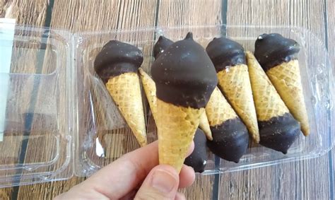 Trader Joe's Hold the Cone! Mini Ice Cream Cones | Aldi Reviewer