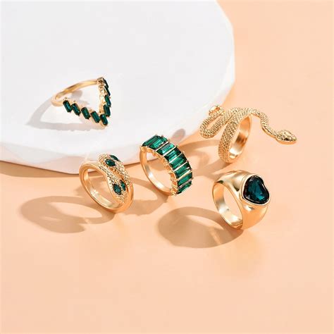 Bewitched Shezine Emerald Green And Gold Snake Ring Stack – Joker & Witch