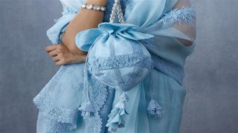 10 Embellished Potli Bags to Dress Up Your Occasionwear