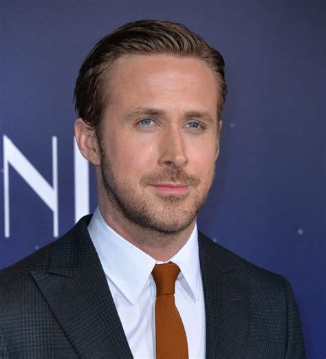 Ryan Gosling’s Hairstyles: The Hollywood Gentleman Look