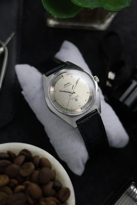 Watchtopia ₹2,600.00 Default Title watchtopia.in Vintage HMT Vivek - in ...