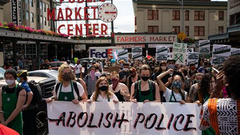 Fact check: False claim about aerial photo of BLM protest in Seattle