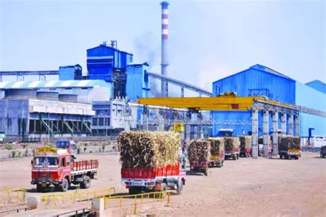 'साखर कारखान्यांनी आर्थिक शिस्त आणावी, गैरव्यवहार टाळण्याची दक्षता घ्या ...