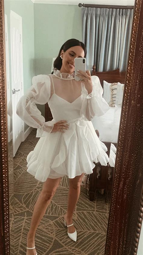 City elopement with short dress mini wedding dress mini bridal dress elopement – Artofit