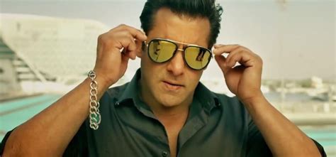 Salman Khan Wore A Pair Of Upside-Down Jeans With Boots That Had 3-Inch ...