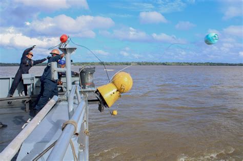 Marinha do Brasil demonstra força em adestramento na Foz do Rio Amazonas