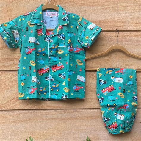 Travel & Transportation Fabrics for Pajamas & Sleepwear – Pajama Tribe