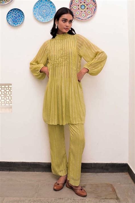 Shop Pistavi Zari Textured Co-Ord Set by TARO at House of Designers ...