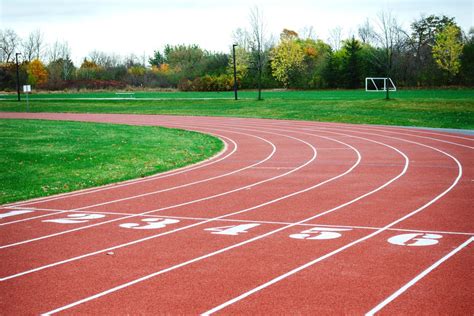 Track and Field 的图像结果