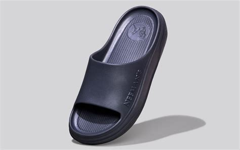 Mens Slides | Buy Mens Slides Online & Get Upto 60% Off - 30/07/2025 ...