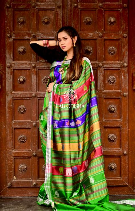 BERHAMPURI SILK PATTA SAREES – Fabodisha