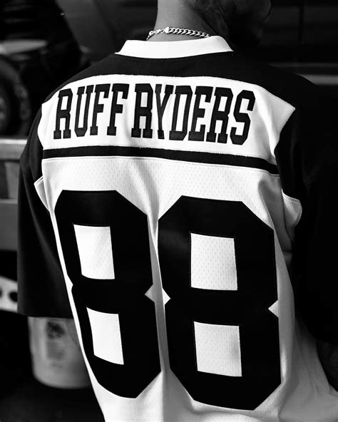 HYPEBEASTさんのインスタグラム写真 - (HYPEBEASTInstagram)「@mitchellandness is ...