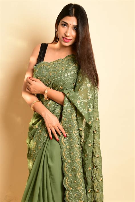 Buy Fern Green Georgette Saree online-Karagiri