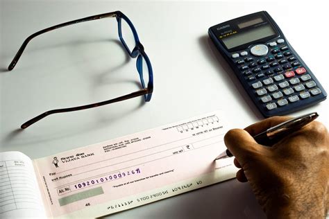 સાત વિલીનીકરણ બેન્કોના ચેકબુકના નિયમો 1-એપ્રિલથી બદલાશે | chitralekha