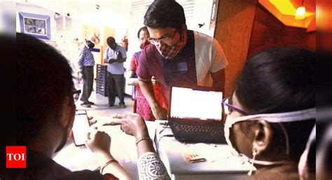 No insurance for PMC staffers dodging jabs | Pune News - Times of India