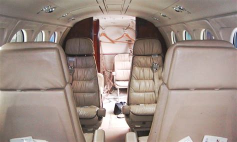 N220TT Beechcraft King Air 200 - American Air Charter, Inc. S/N BB-462