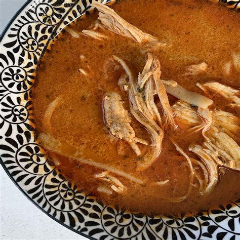 Savory Simplicity: The Essence of Chicken Broth - D&D Poultry