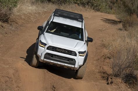 Best Alternatives to the 2025 Subaru Outback | U.S. News