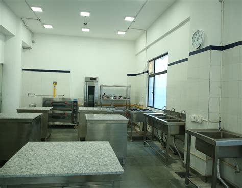 College & Institute Infrastructure in Delhi NCR - FIHM