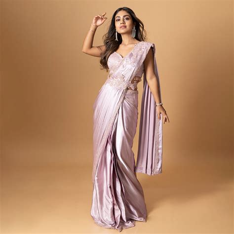 Blushing Elegance Pink Fusion Saree – Suvidha Fashion