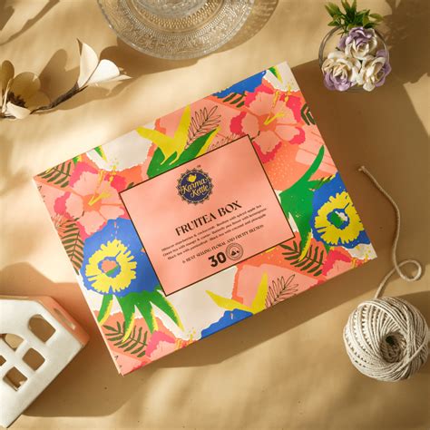 Fruitea gift box for tea lovers-30 pyramid teabags – Karma Kettle Teas