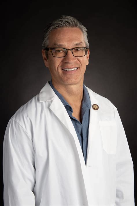 Paul Kim, MD FRCSC - University of Ottawa | Orthopaedic Surgery