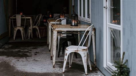 Download wallpaper 3840x2160 cafe, interior, veranda, furniture, tables ...