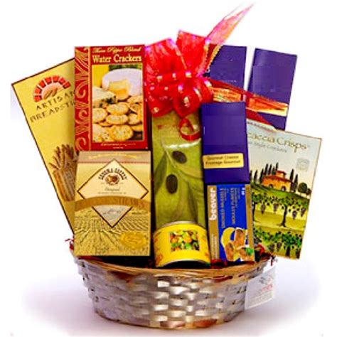 Send Cheese Lover Gift Basket - Canada Online - CAN23-112297 | Giftalove