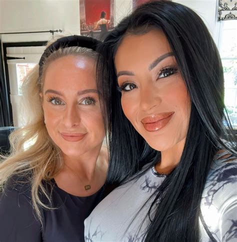 Mariana Martix Wiki, Bio, Net Worth, Age, Family and more