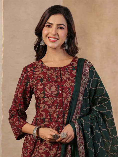 Rang Deep Red & Green Print Cotton Set of Kurti With Pant & Dupatta ...