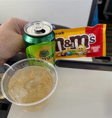 Flight Review: Breeze Airways Airbus A220-300 Ascent Class - PVD-MYR ...