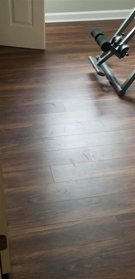 Just had laminate flooring installed. Do these marks buff out? : r/Flooring