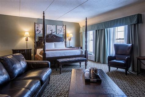 Very Enjoyable - Review of D. Hotel Suites and Spa, Holyoke - Tripadvisor