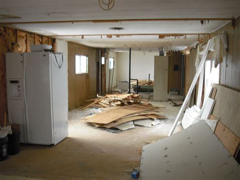 1970S Mobile Home Interior : Should You Remodel An Older Mobile Home ...