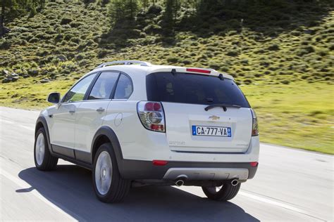 Chevrolet Captiva (2013) - picture 3 of 15