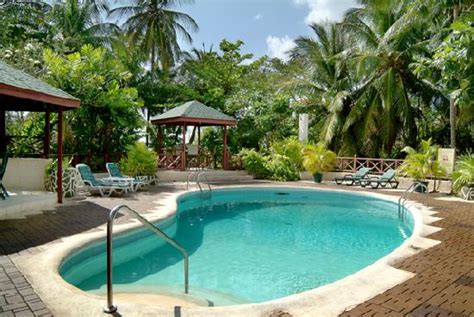 LEGEND GARDEN CONDOS (Lower Carlton) - Hotel Reviews, Photos, Rate ...