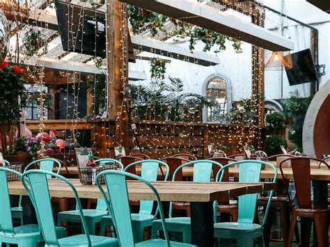 The Royal Palms Shuffleboard Club - Review - Bucktown - Chicago - The ...