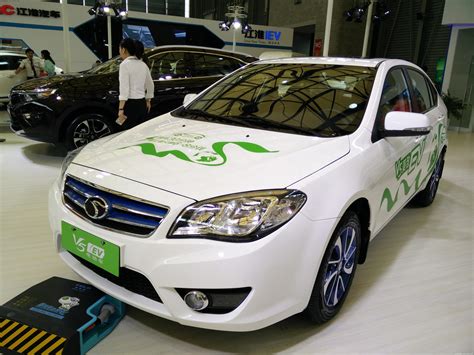东南汽车重磅亮相上海国际新能源汽车产业博览会_新能源汽车网