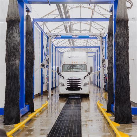 Truck Wash | Bluebird Truck Wash