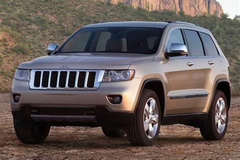 2013 Jeep Grand Cherokee Laredo Problems: Essential Fixes - Adventure Jeep