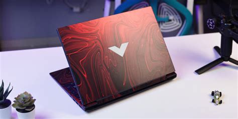 Gamer in Glowing Background Gaming Asus ROG Zephyrus G14 GA401 Laptop