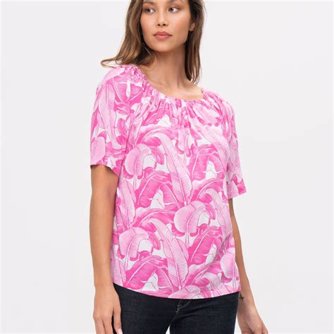 How to Hem a Shirt: From Long to Perfect | TREASURIE