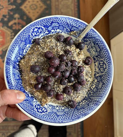 Naked Nutrition Overnight Oats - Protein Oatmeal Review - Rachel Trotta