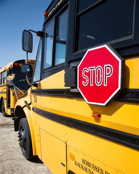 Kobussen Buses Ltd. on LinkedIn: Did you know that you must stop for a ...