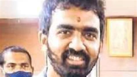 Pune News: Man poses as CMO official, dupes 2 colleges for admissions