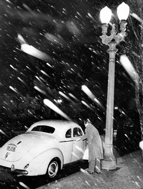 Rare Historical Photos of Los Angeles Covered in Snow, 1949