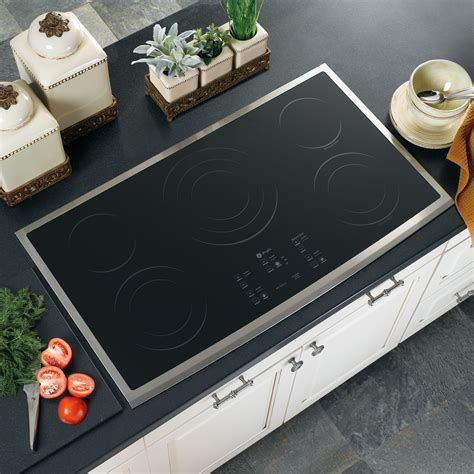 GE Profile Series PP975SMSS 36" Built-In Electric Cooktop - Stainless Steel