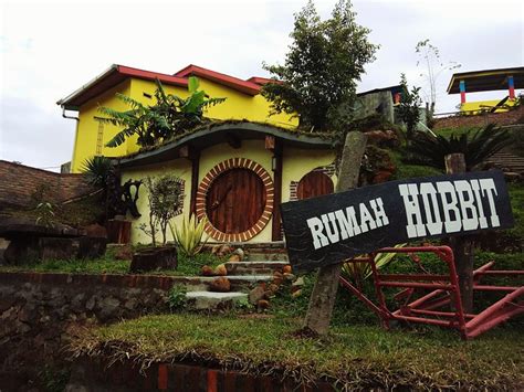 RINDU ALAM RESORT (Berastagi) - Hotel Reviews, Photos, Rate Comparison ...